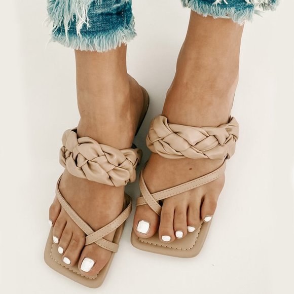 NEW🔥 Nude Woven Open Toe Loop Flat Slide Sandals - Picture 3 of 7